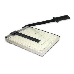 Paper Trimmer 12X15 B/4 No8293 Multicolour